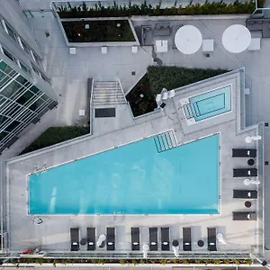 Versante 5*, Richmond Canada