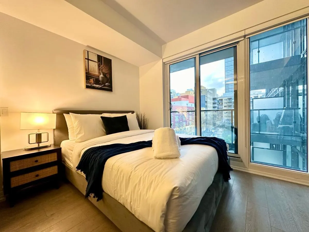 Love Suites -Jarvis Toronto Canada
